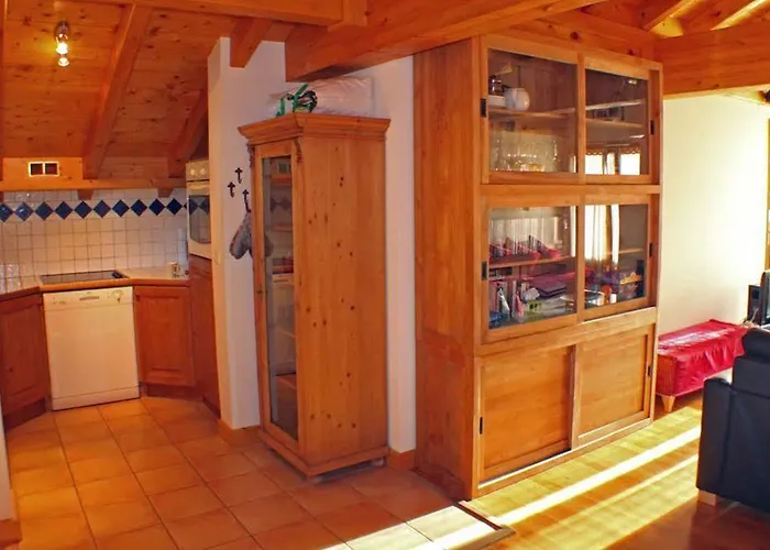 Capucin - A 3 Bedroom Mountain Loft * Chamonix