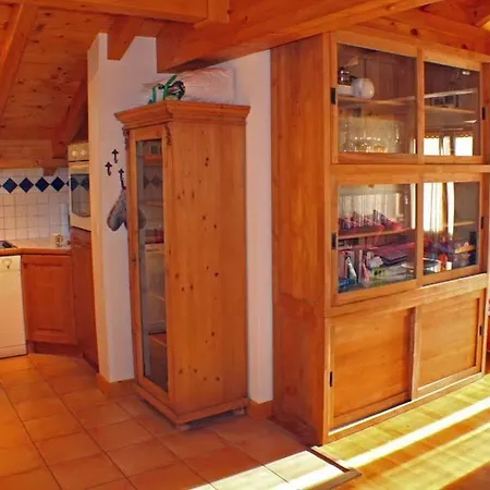 Capucin - A 3 Bedroom Mountain Loft * Chamonix