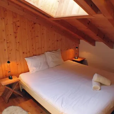 Appartamento Capucin - A 3 Bedroom Mountain Loft Chamonix