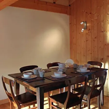 Appartamento Capucin - A 3 Bedroom Mountain Loft *