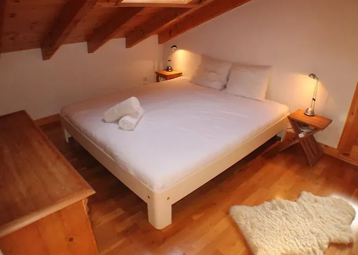 Capucin - A 3 Bedroom Mountain Loft Apartment