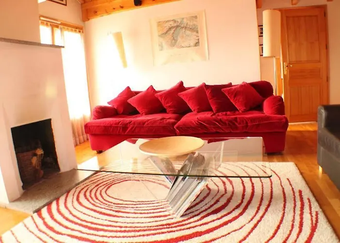 Capucin - A 3 Bedroom Mountain Loft Chamonix