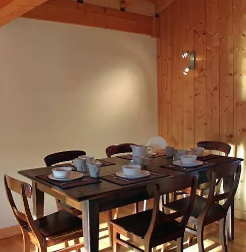 Apartment Capucin - A 3 Bedroom Mountain Loft *