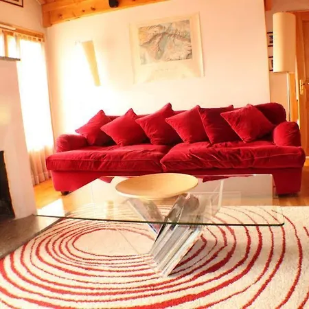 Capucin - A 3 Bedroom Mountain Loft Chamonix Mont Blanc